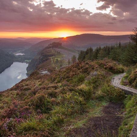 Glendalough International Youth Hostel Laragh Exteriér fotografie
