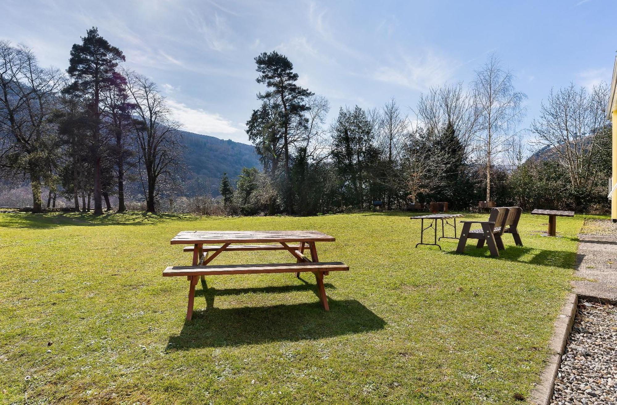 Glendalough International Youth Hostel Laragh Exteriér fotografie