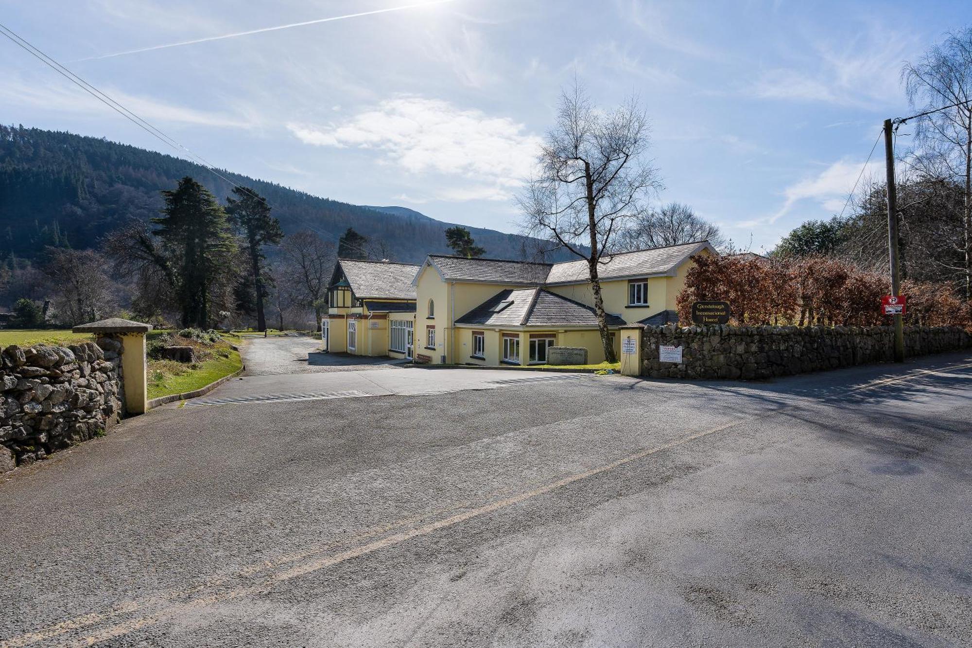 Glendalough International Youth Hostel Laragh Exteriér fotografie