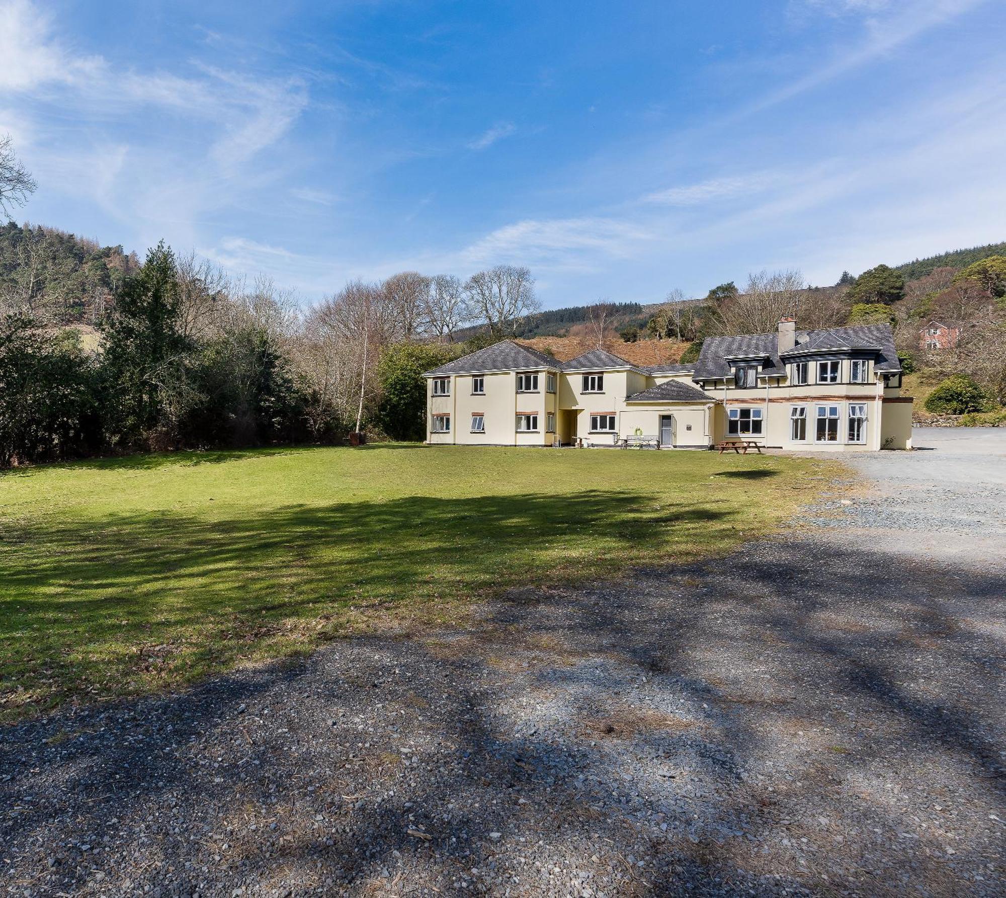 Glendalough International Youth Hostel Laragh Exteriér fotografie